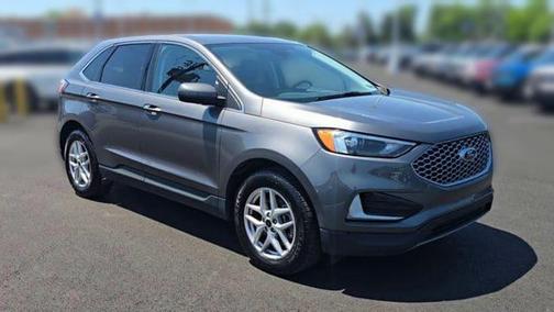 Gray Metallic 2024 Ford Edge SEL