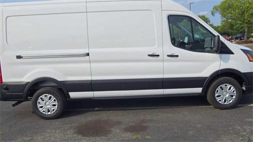 2025 Ford Transit-150 Base