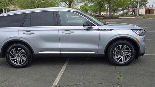 2023 Lincoln Aviator Standard AWD
