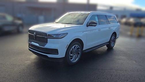 2027 Lincoln Navigator Premiere