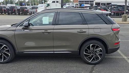 2025 Lincoln Corsair Reserve