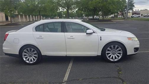 2011 Lincoln MKS Base