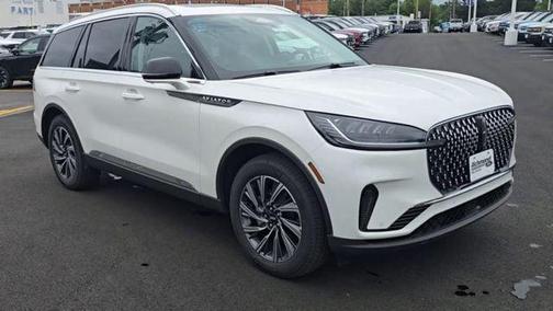 Pristine White Metallic Tri-Coat 2026 Lincoln Aviator Premiere