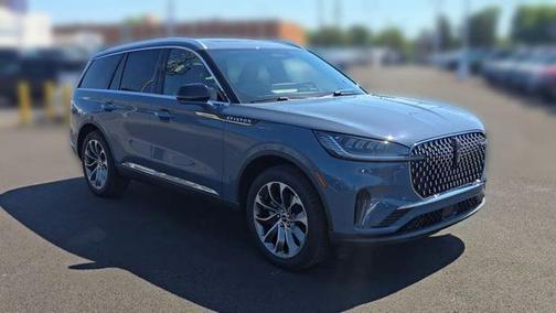 Whisper Blue Metallic Clearcoat 2026 Lincoln Aviator Reserve AWD