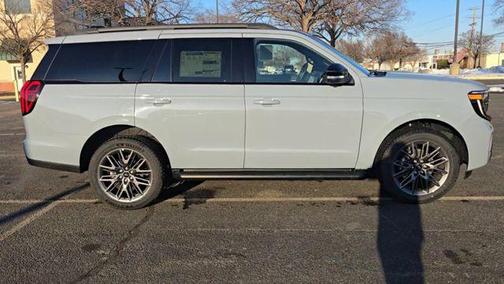 2026 Ford Expedition Platinum