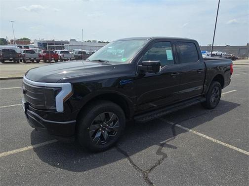 2025 Ford F-150 Lightning LARIAT