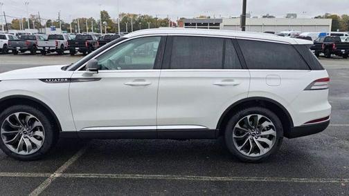 2026 Lincoln Aviator Premiere