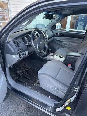 2013 Toyota Tacoma Base