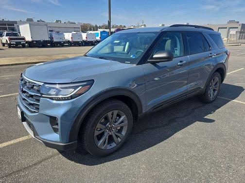 2026 Ford Explorer Active w/200A Pkg