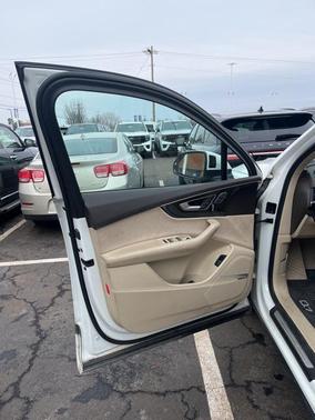 2017 Audi Q7 3.0T Prestige