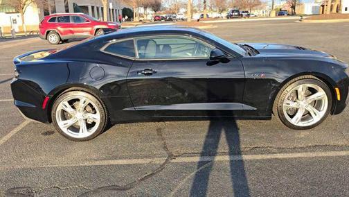 2022 Chevrolet Camaro RWD Coupe LT1