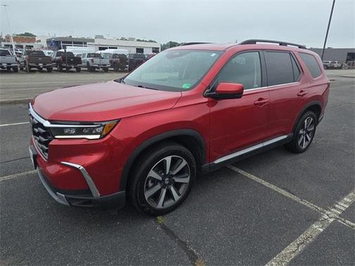 2023 Honda Pilot Touring 8-Passenger