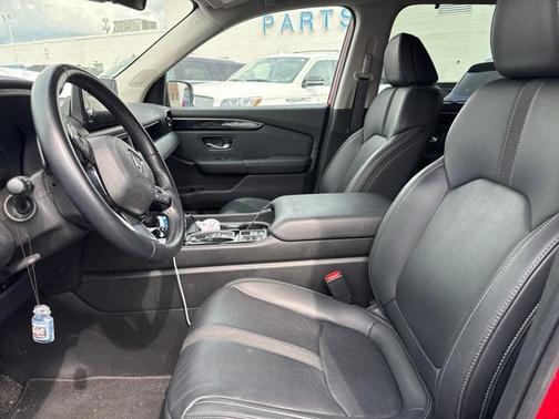 2023 Honda Pilot Touring 8-Passenger