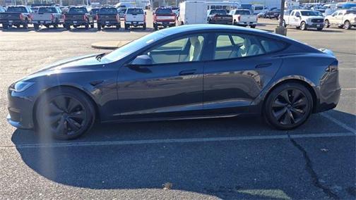 2024 Tesla Model S Long Range