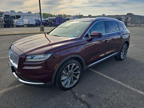 Burgundy Velvet Metallic Tinted Clearcoat 2022 Lincoln Nautilus Reserve