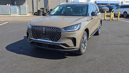 Harbor Gray Clearcoat 2026 Lincoln Aviator Premiere