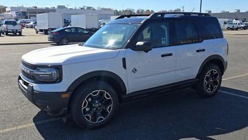 Oxford White 2026 Ford Bronco Sport Outer Banks