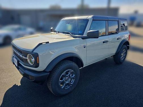 Desert Sand 2026 Ford Bronco Big Bend
