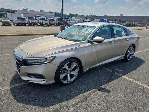 2019 Honda Accord Touring 2.0T