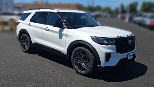 Star White Metallic Tri-Coat 2026 Ford Explorer ST