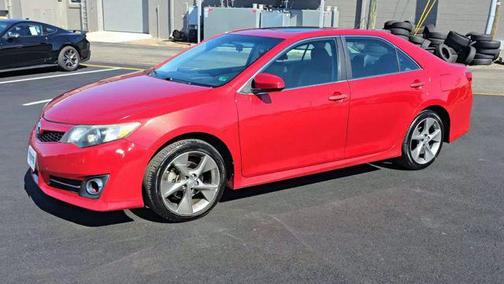 Barcelona Red Metallic 2012 Toyota Camry SE