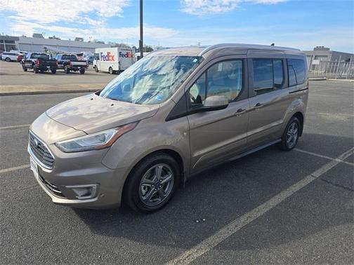 2020 Ford Transit Connect Titanium w/Rear Liftgate