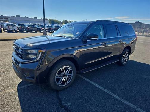 2025 Ford Expedition Max Active 4x4