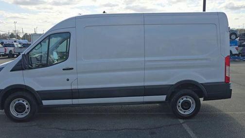 Oxford White 2023 Ford Transit-250 Base