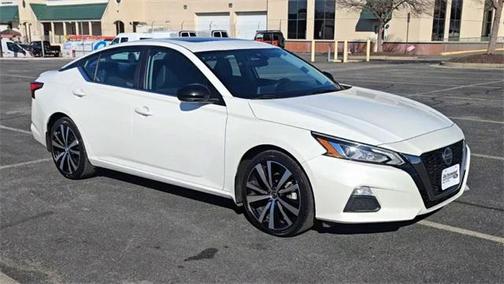 2021 Nissan Altima SR FWD