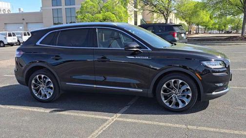 Infinite Black Metallic Clearcoat 2022 Lincoln Nautilus Reserve