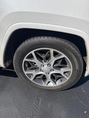2019 Jeep Grand Cherokee Overland