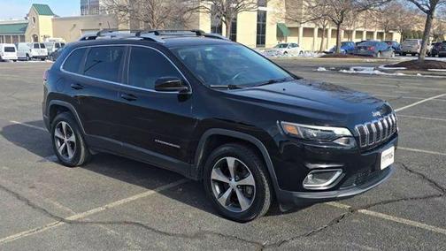 Diamond Black Crystal Pearlcoat 2019 Jeep Cherokee Limited