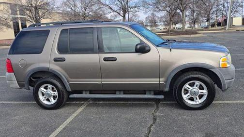 2003 Ford Explorer XLS