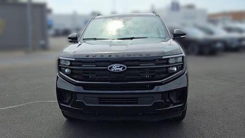 Agate Black Metallic 2027 Ford Expedition Max Platinum