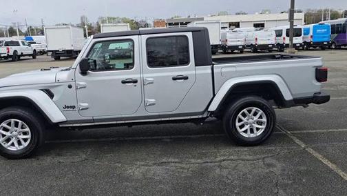 2023 Jeep Gladiator Sport S