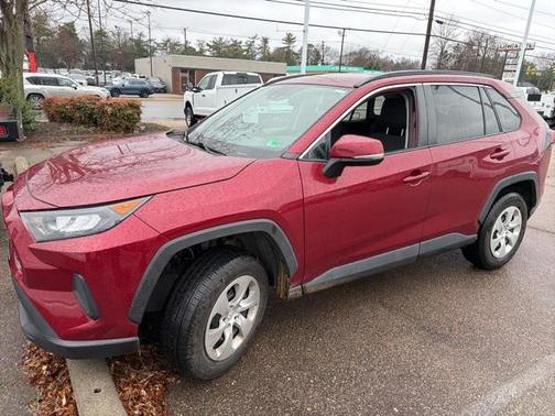 2019 Toyota RAV4 LE