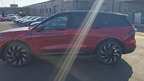 Red Carpet Metallic Tinted Clearcoat 2026 Lincoln Nautilus Reserve