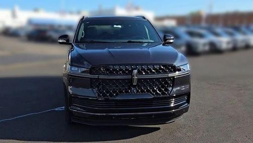 2027 Lincoln Navigator Reserve