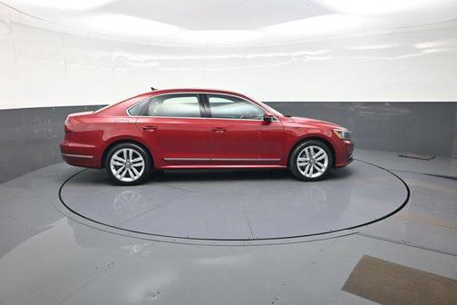 Fortana Red 2017 Volkswagen Passat 1.8T SEL Premium