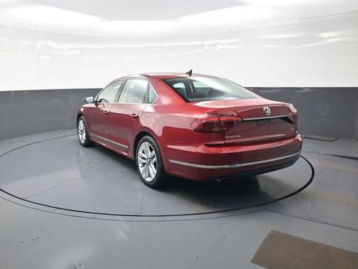 Fortana Red 2017 Volkswagen Passat 1.8T SEL Premium
