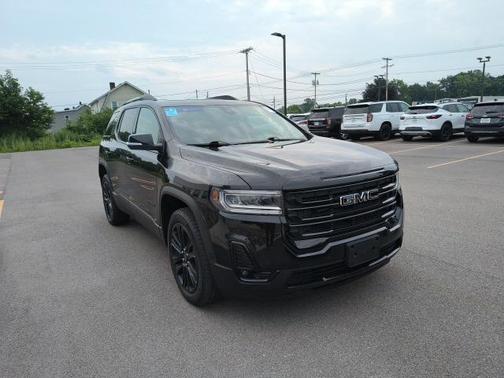 2023 GMC Acadia AWD SLT