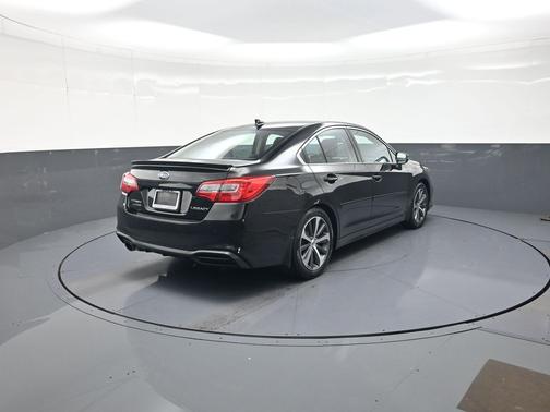 Crystal Black Silica 2019 Subaru Legacy Limited