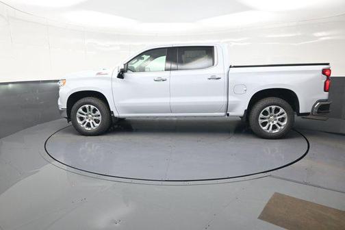 Polar White Tricoat 2026 Chevrolet Silverado 1500 LTZ