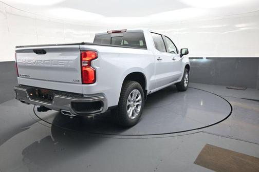 Polar White Tricoat 2026 Chevrolet Silverado 1500 LTZ