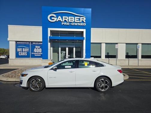 2022 Chevrolet Malibu FWD LT