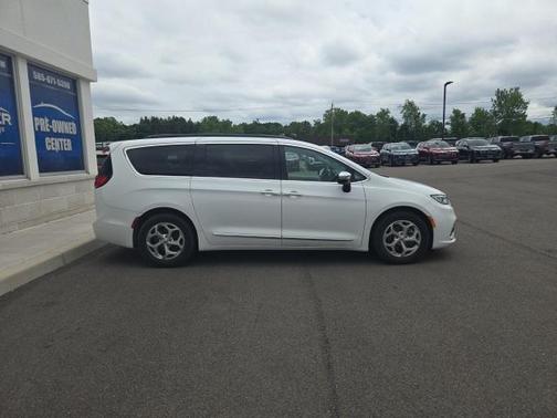 2023 Chrysler Pacifica Limited