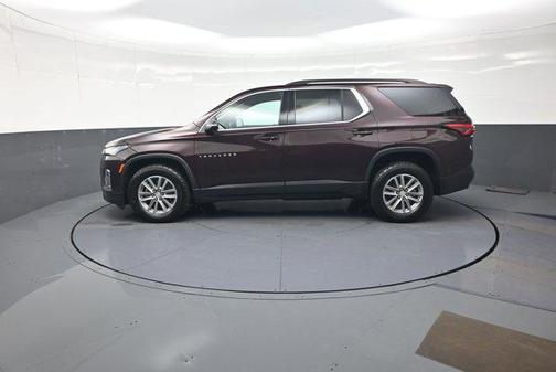 Black Cherry Metallic 2023 Chevrolet Traverse LT Cloth