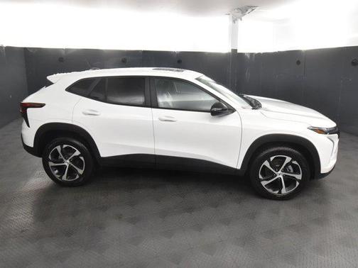 2025 Chevrolet Trax FWD 1RS