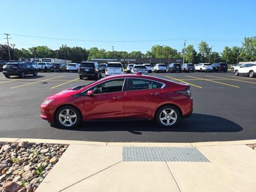 2018 Chevrolet Volt LT