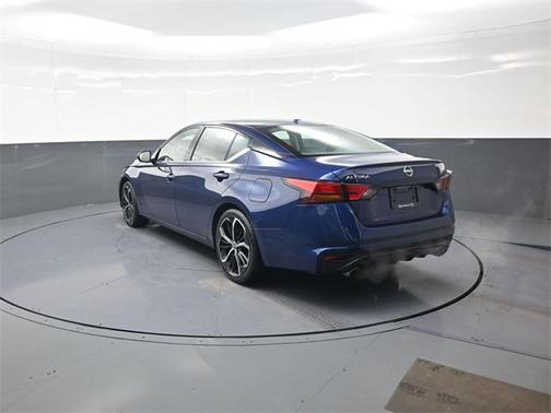 2023 Nissan Altima SR FWD